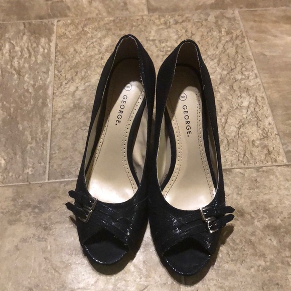 pretty black shoes